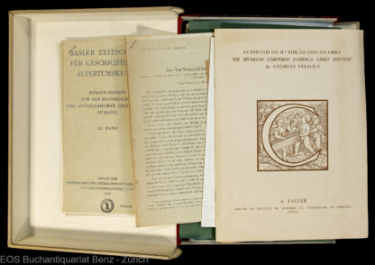 -Konvolut von div. Kleinschriften, Beiträgen und Fotokopien von div. Autoren über Vesalius.