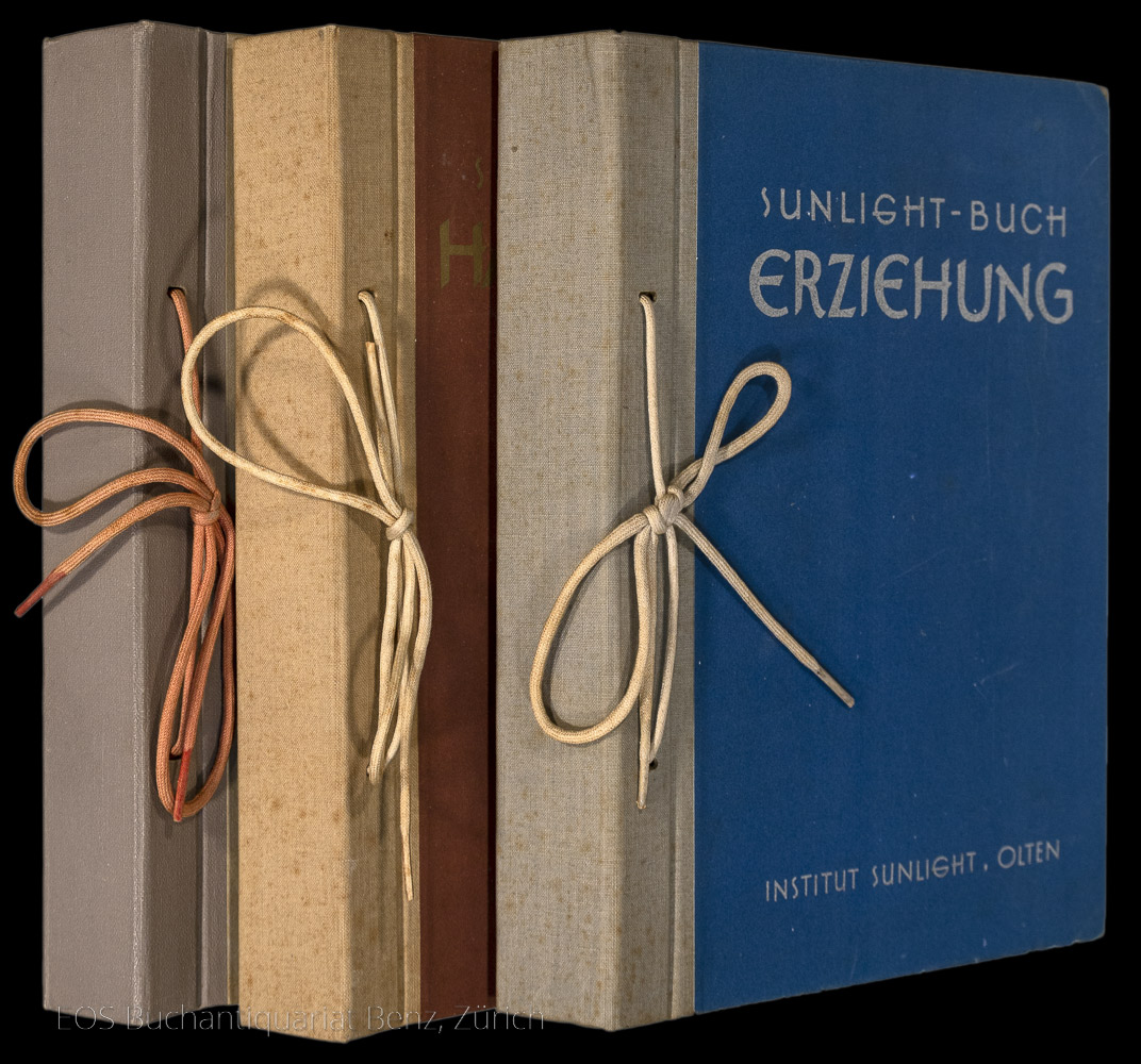 Erziehungskurs. – Haushalten. – Kleidermachen. - EOS BUCHANTIQUARIAT BENZ -Erziehungskurs. – Haushalten. – Kleidermachen.